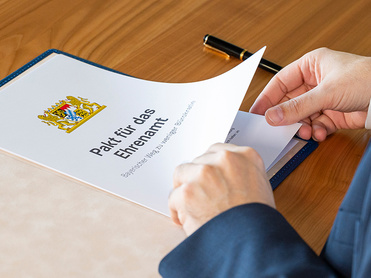 Staatsregierung und Verbände schließen Pakt für das Ehrenamt (Foto: Bayerische Staatsregierung)