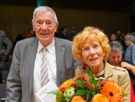 Auszeichnung: Verleihung der Otto-Jochum Medaille sowie der Staatlichen Anerkennung als Chorleiter*in im Laienmusizieren (Foto: Peter Mößmer)