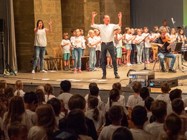 Chorklassentreffen: Singen aus voller Kehle (Foto: Peter Mößmer)