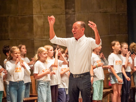 Chorklassentreffen: Singen aus voller Kehle (Foto: Peter Mößmer)